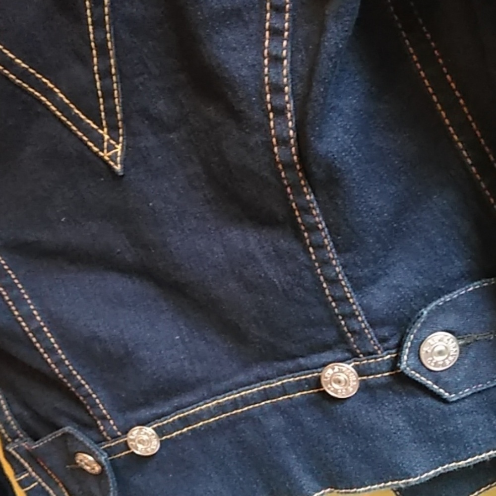 Levi's Blue jean jacket 💙 - Picture 5 of 5